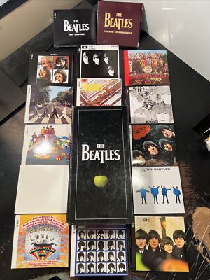 The Beatles: Box Set Limited Edition - 13 CDs/Mini Doc/Past