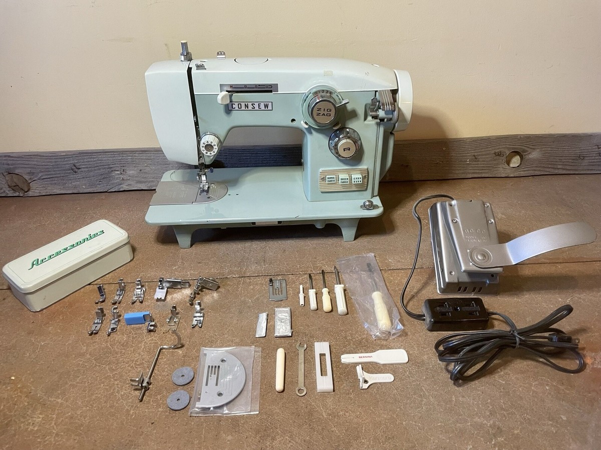 Vintage Consew 1950's Model 975 18600 Portable Sewing Machine Zig