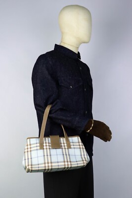 Burberry Y2K Vintage 90s 00s ITTIVGR058CAL Blue Nova Check