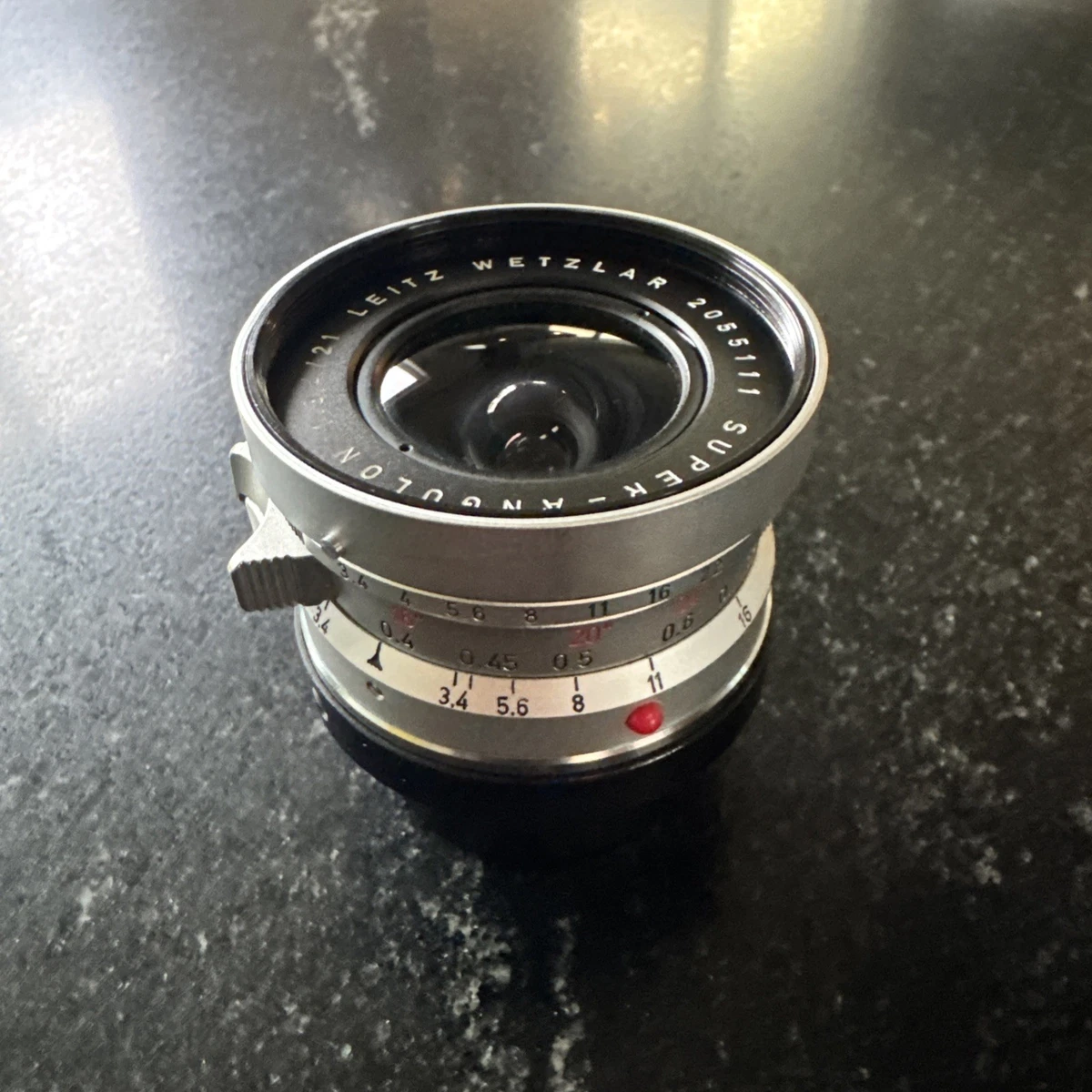 Leica SUPER-ANGULON-M 21mm Focal Camera Lenses f/3.4 Maximum
