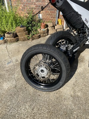 Wr250x Supermoto OEM Rear Wheel Setup 17in stock 42tooth wr250x