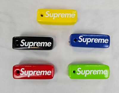 Supreme Floating Keychain Set FW23 Green, Red, Blue, Yellow