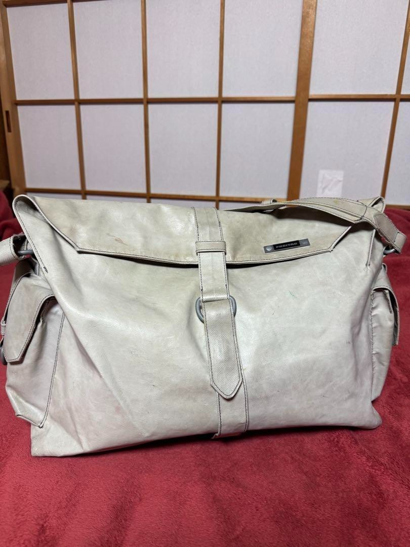 RARE Discontinued － FREITAG REFERENCE LINE LARGE Travel Shoulder