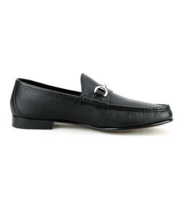 Gucci Z2091 Men's Black Classic Pebbled Leather Horsebit Loafers