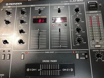 Pioneer DJ DJM-300 Black 2-Channel Professional DJ Mixer Tested