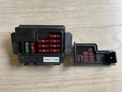 2005 Kawasaki Ninja ZX-6R ZX750 W650 ZR1100 OEM Fuse Junction Box