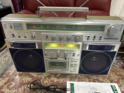 Buy TOSHIBA RT-S90 Old Stereo Radio Cassette Recorder Bom Beat
