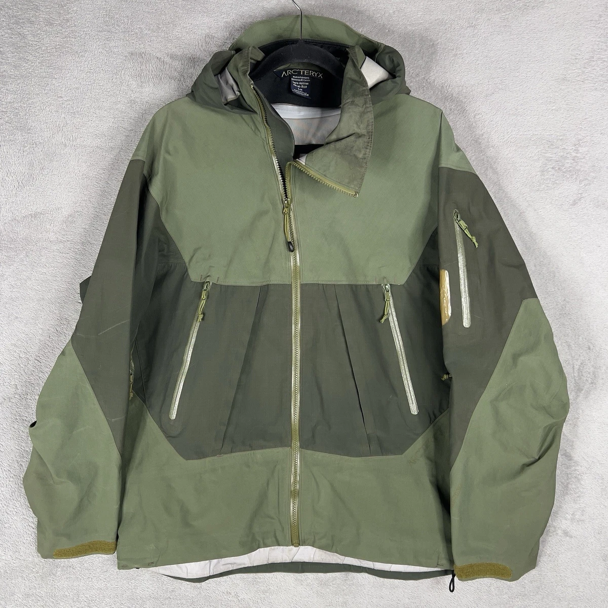 Arc'teryx Green Coats, Jackets & Vests for Men for Sale - Shop New