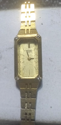 Seiko Quartz Watch 1320-5319 Gold Narrow Rectangle Bracelet For