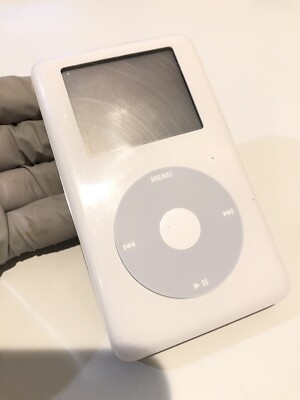 Vintage Apple 20gb iPod 4th Generation PE435AABA White Classic for