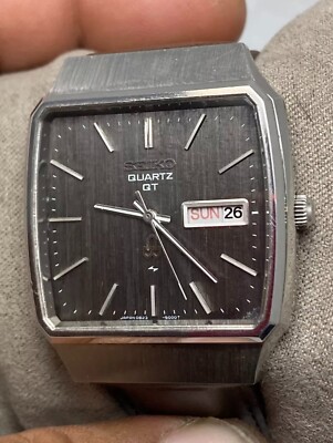 Vintage Seiko QT 0823-5000 Rare Dial Quartz Men's Wristwatch | eBay