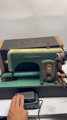 VINTAGE WINTHROP Sewing Machine Green 1960s w/ Foot Pedal Made in