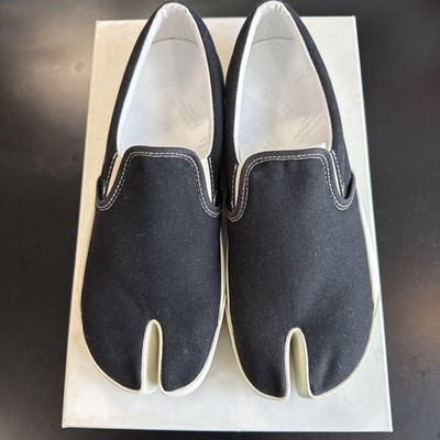 Maison Margiela Tabi Sneakers 22 Black Canvas Slip-On Size 41 New