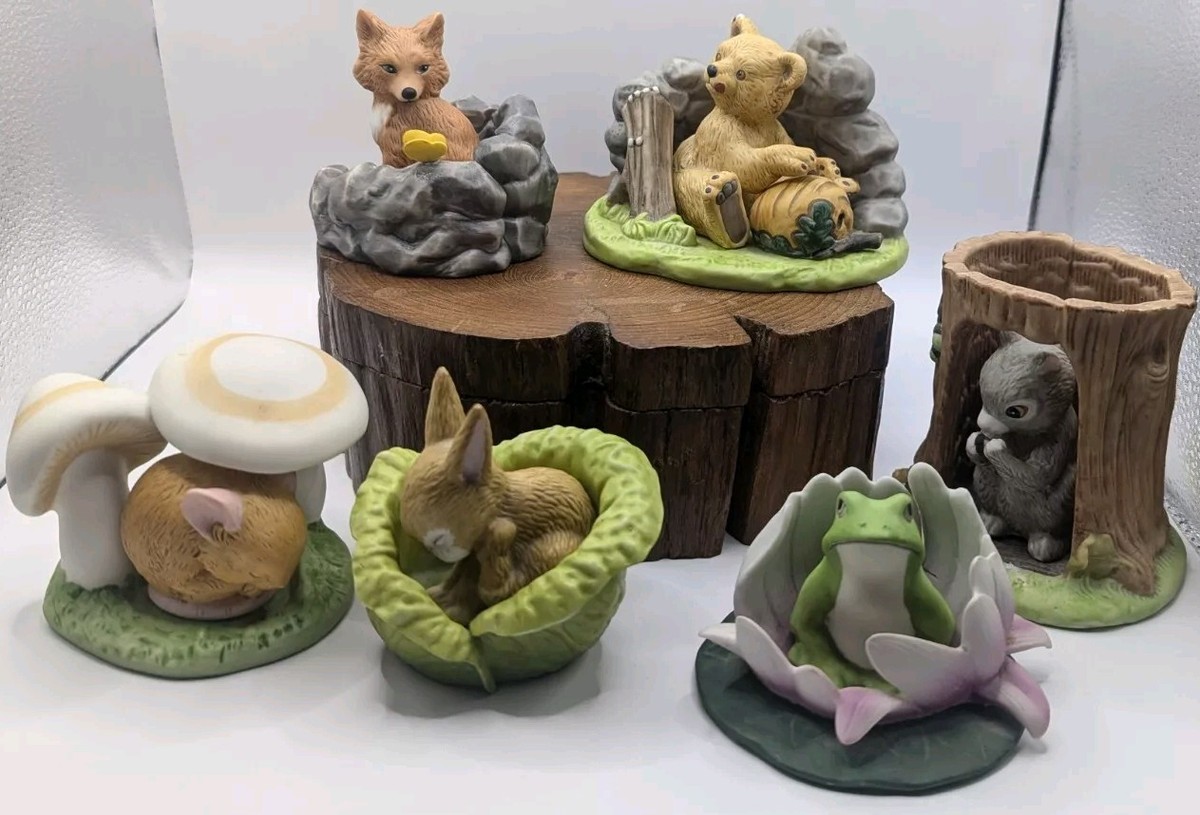 6-VINTAGE WOODLAND SURPRISES Animals JACQUELINE B SMITH 1984