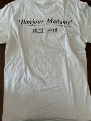 Supreme Paris Box Logo Tee Size Medium in Excellent Preowned