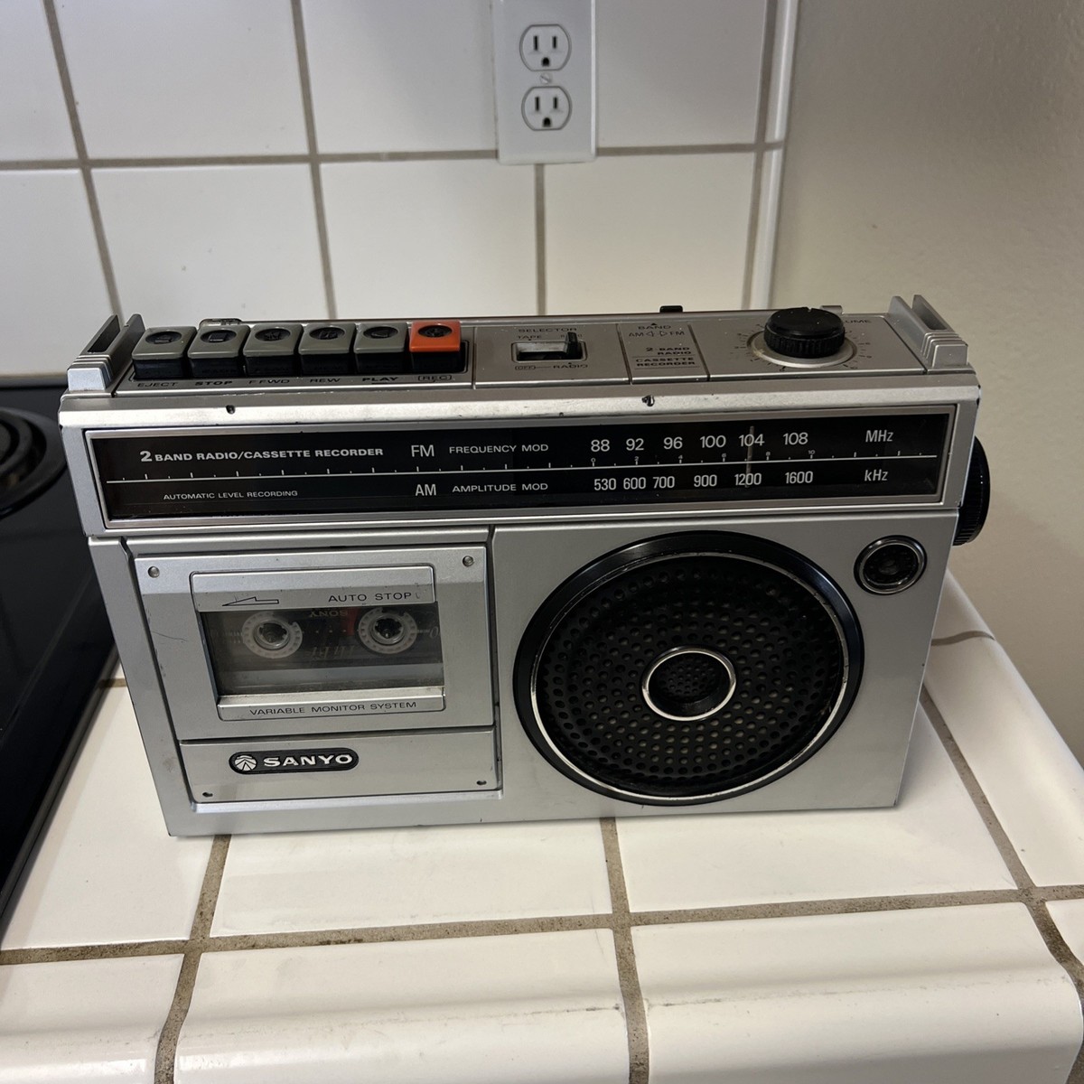 RARE Vintage Sanyo Model M2555 2 Band Radio Cassette Recorder | eBay