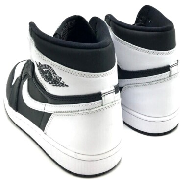 NEW* Men NIKE Air Jordan 1 Retro High OG Black / White -White