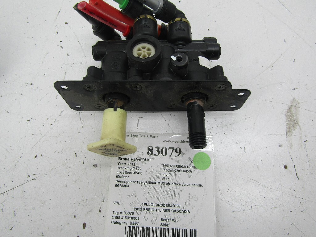 Bendix MV3 air brake valve 5018303 From 2012 Freightliner Cascadia