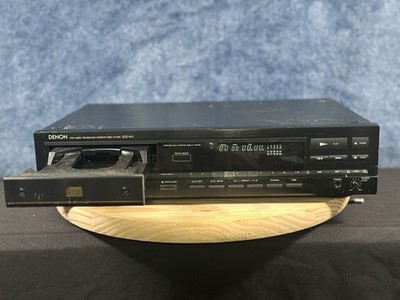 Denon DCD-810 PCM Audio Technology Double Super Linear Converter