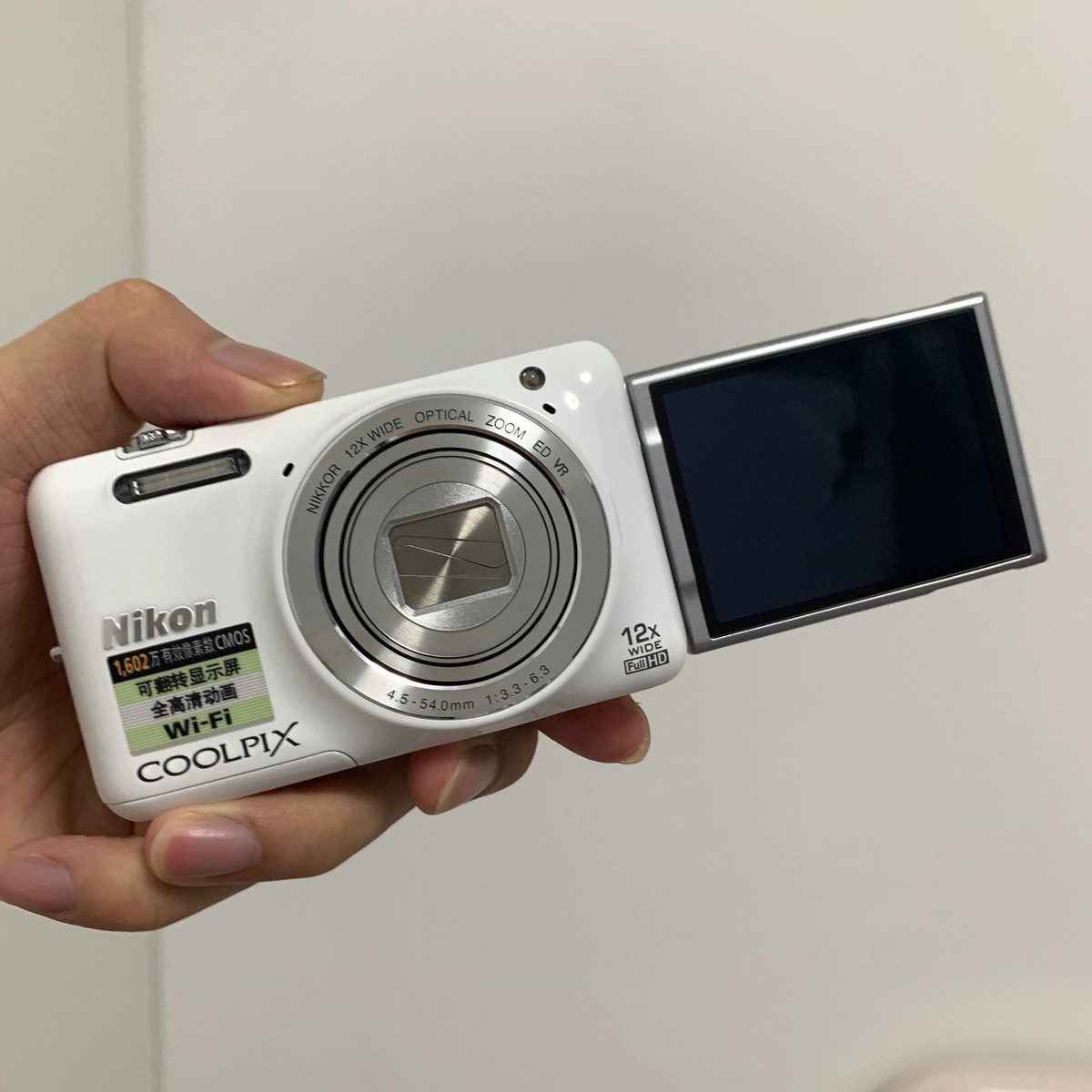 Nikon COOLPIX S6600 16MP 12x Zoom Digital Camera 180° flip screen