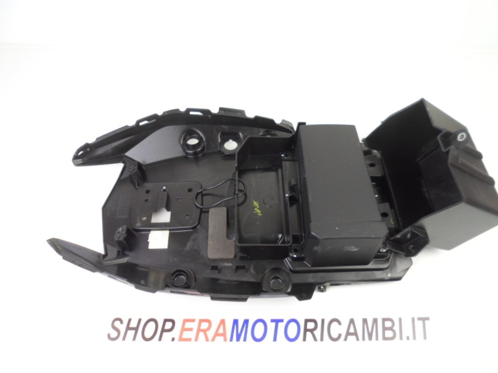 35023-0419 Rear Fender Inner Under Saddle KAWASAKI Z650 2021 | eBay