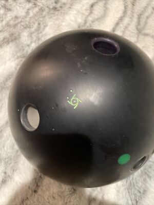 Storm Pitch Black 16 # 16lb Bowling Ball With Drilled Holes USA