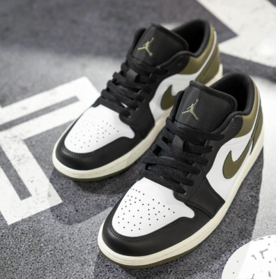 Nike Air Jordan 1 Low Black Toe Medium Olive 553558-092 Men's Size