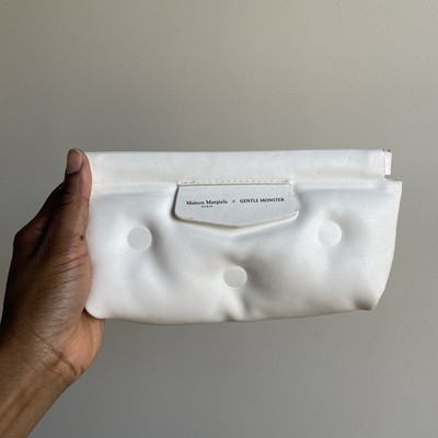 Maison Margiela x GENTLE MONSTER White Padded Pouch Glasses Case