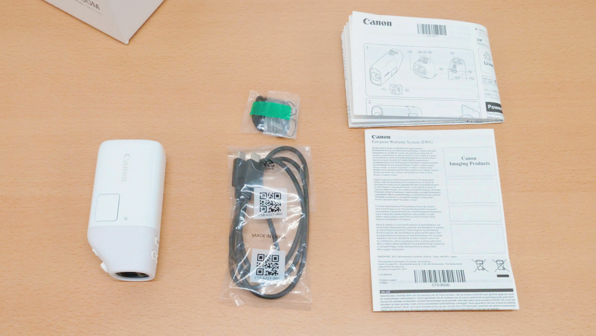 手のひらサイズで望遠鏡としても使えるビデオカメラ「PowerShot ZOOM