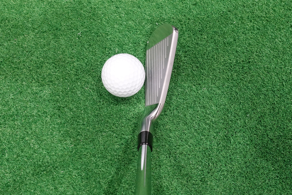 シンプルに飛ばせて曲がりにくい ブリヂストン ツアー B JGR アイアン