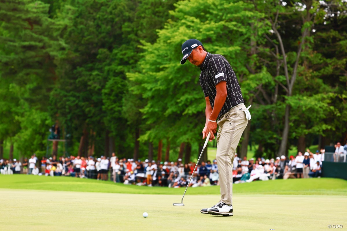 岩田寛の5メーカー混合の14本 パターは20代からの愛用モデル 【国内