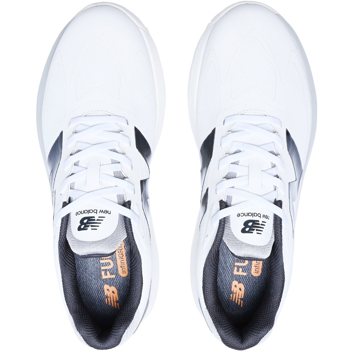 ニューバランス スパイクレス FuelCell 1001 v5 シューズの試打