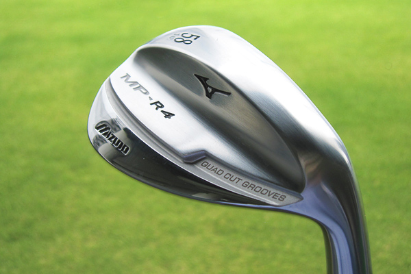 開きやすいのに使いやすい」ミズノ MP R4 ウェッジ｜新製品レポート
