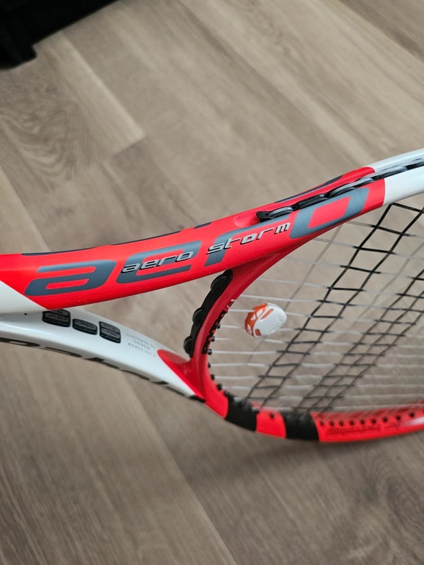 プロストック/ Aero Storm / pure aero vs ペイント Babolat Pro Stock