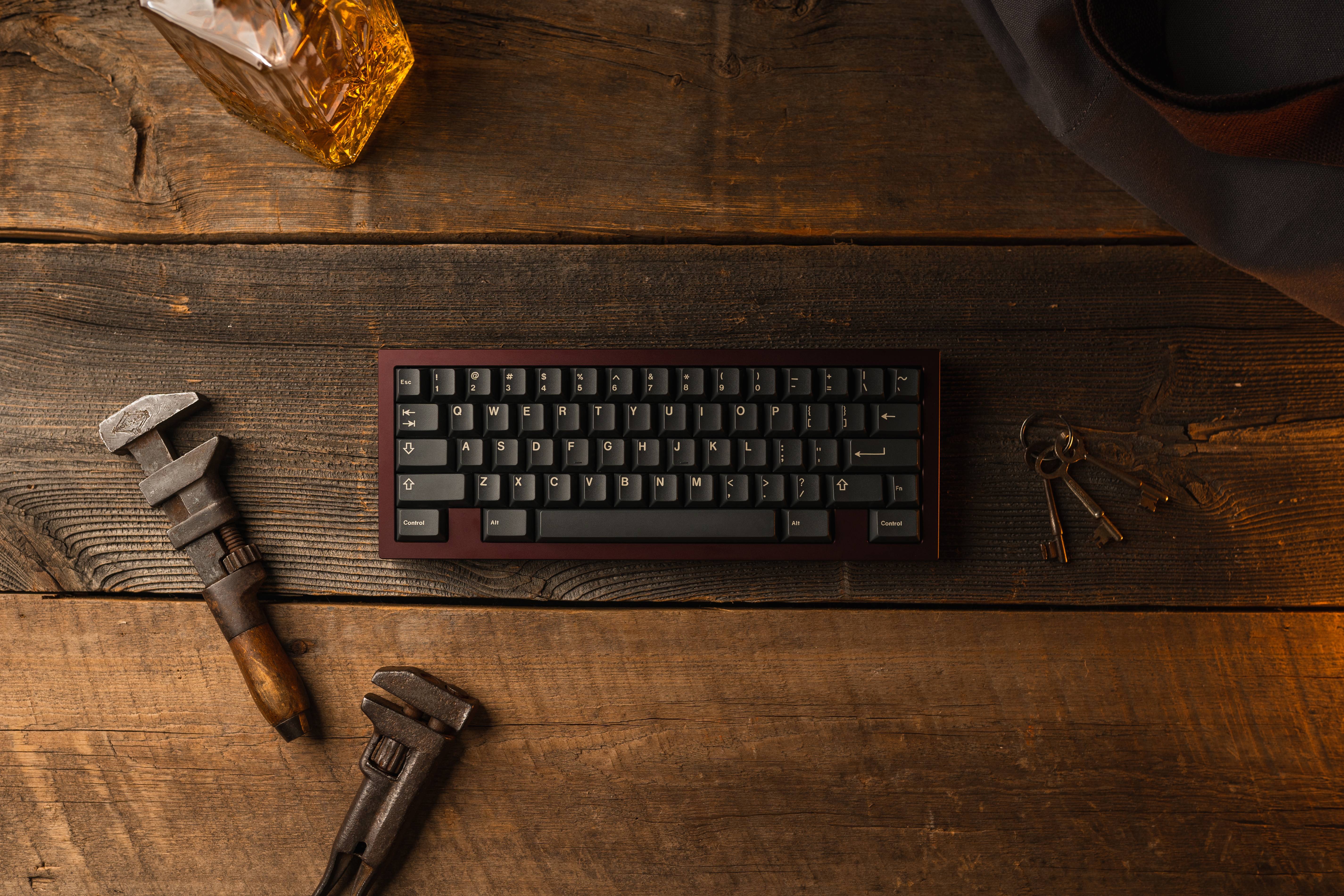 IRON160 by Smith + Rune