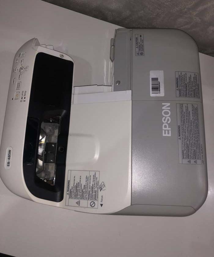 epson eb-485w のランプ時間は0時間 : r/projectors