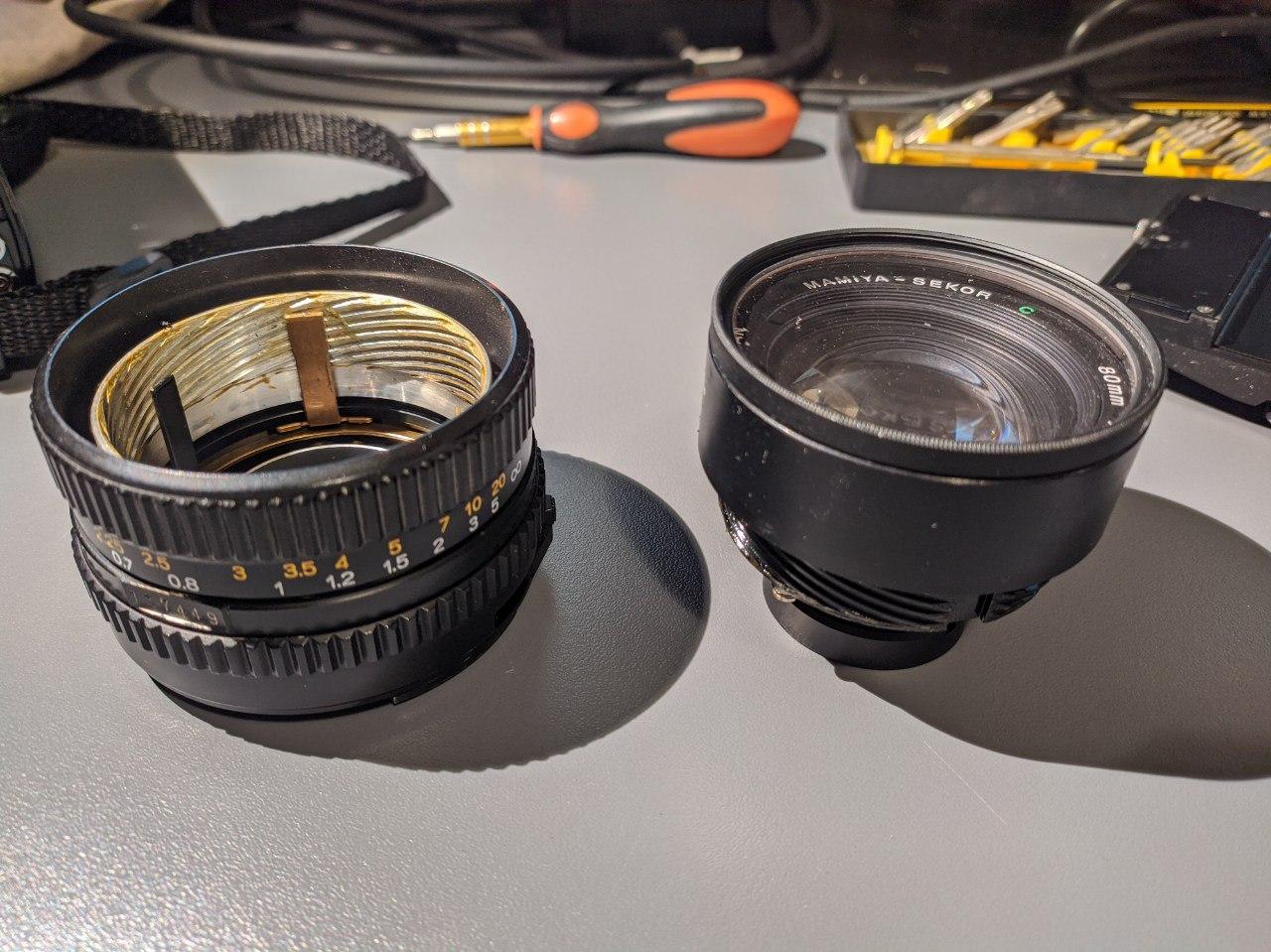 Mamiya Sekor 80mm split in two as I was removing it from the