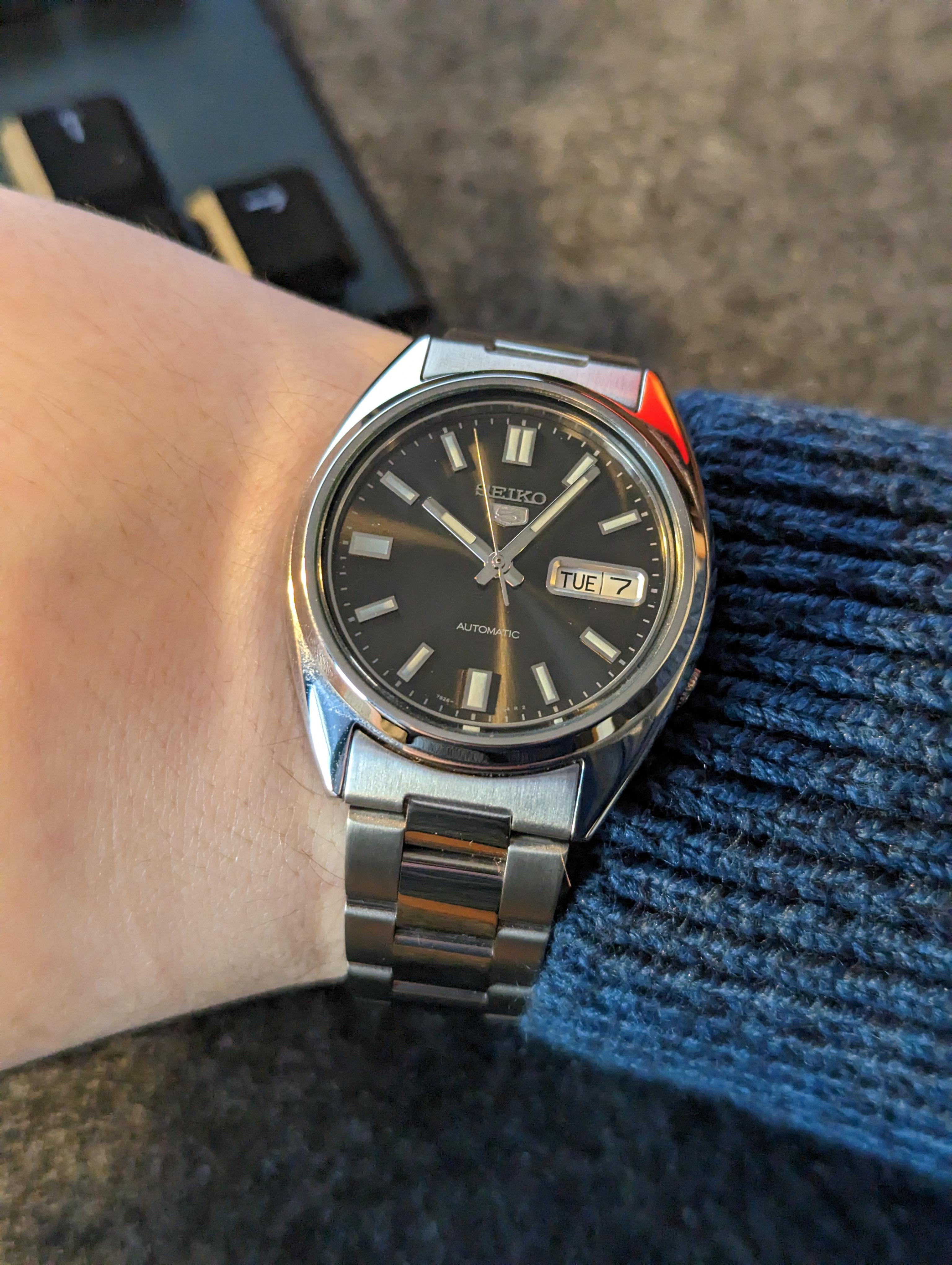 セイコー] SNXS79K - 初めての自動巻き！ : r/Watches