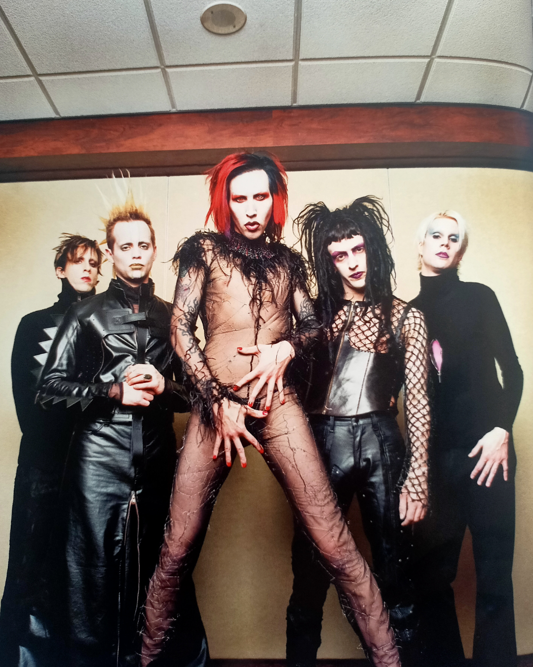 MECHANICAL ANIMALS は 27 歳です : r/marilyn_manson