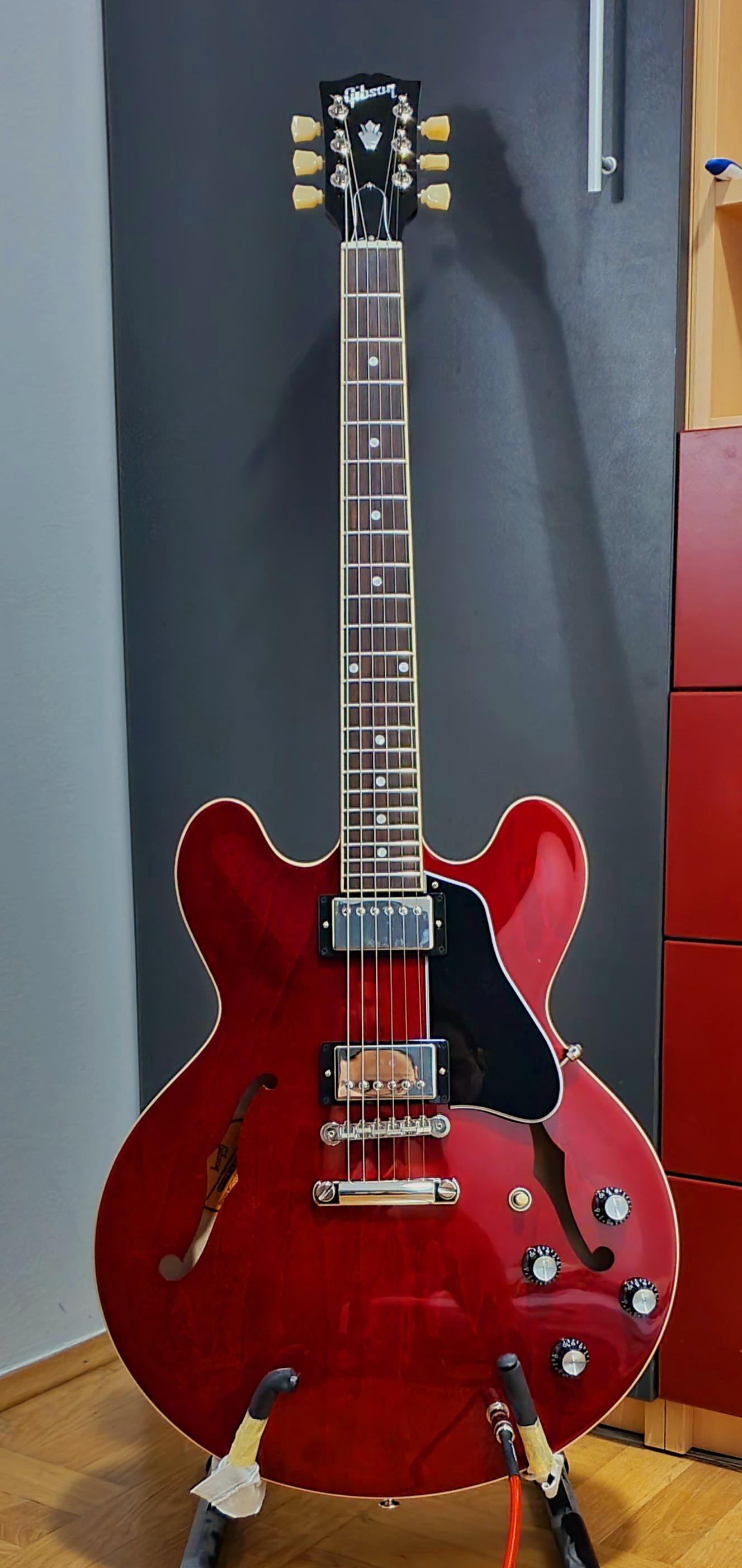 2023 Gibson ES-335 sixties cherry : r/gibson