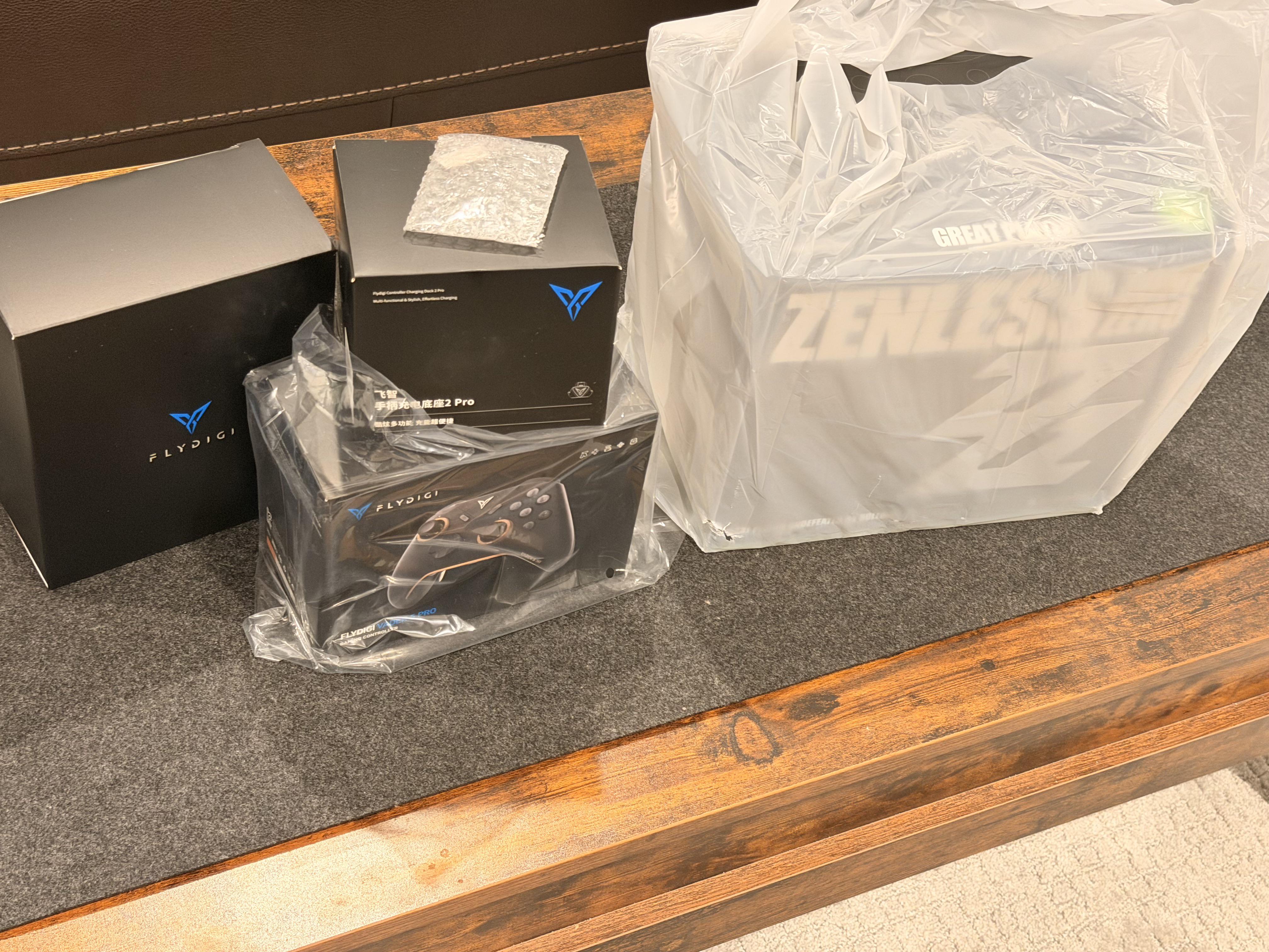 Vader 5 pro & G7 zzz edition arrived a day apart! : r/Controller