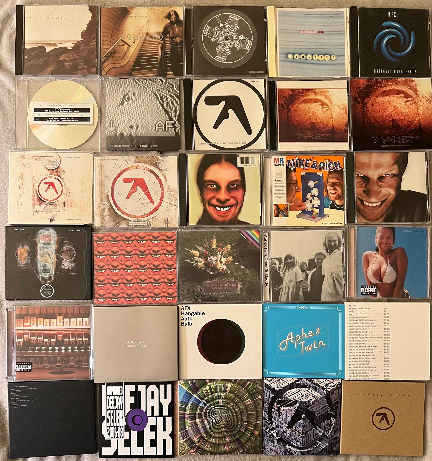 Aphex Twin の CD コレクション、できる限りコンプリートに。この