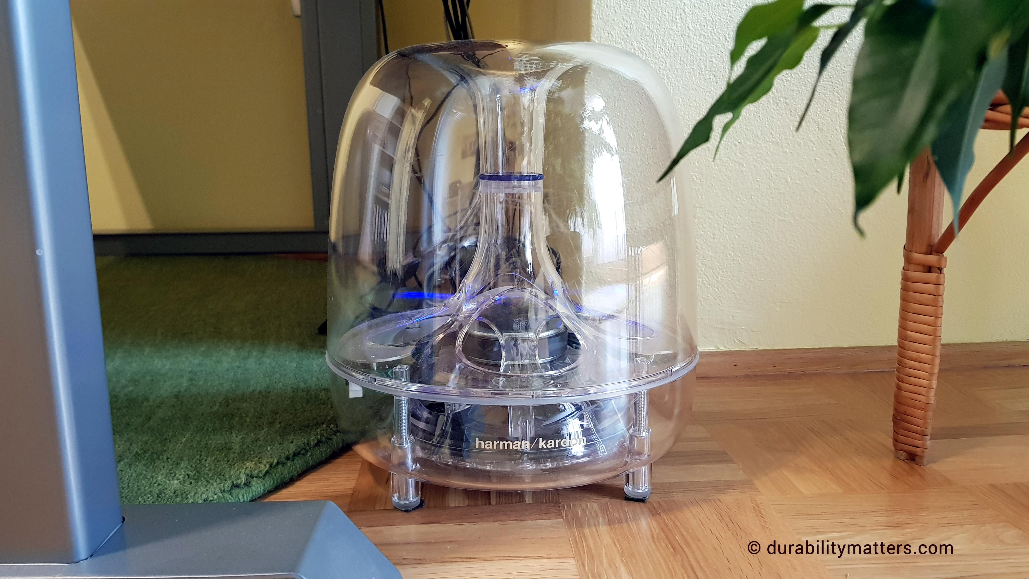 Harman Kardon SoundSticks II] これ、もう15年も前のやつなんだけど