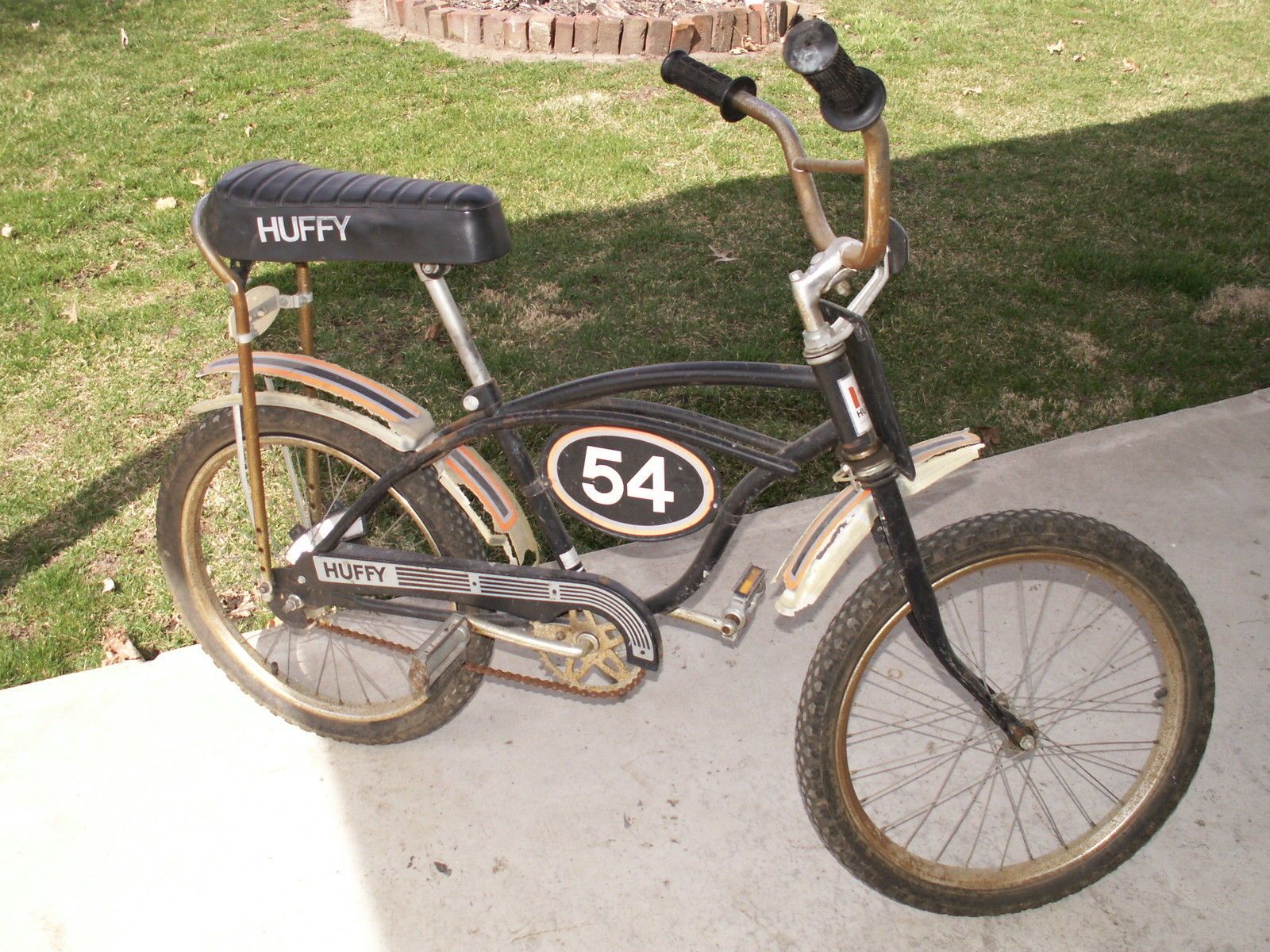 HUFFY THUNDER ROAD BIKE ! It's a miracle my friends and I didn't