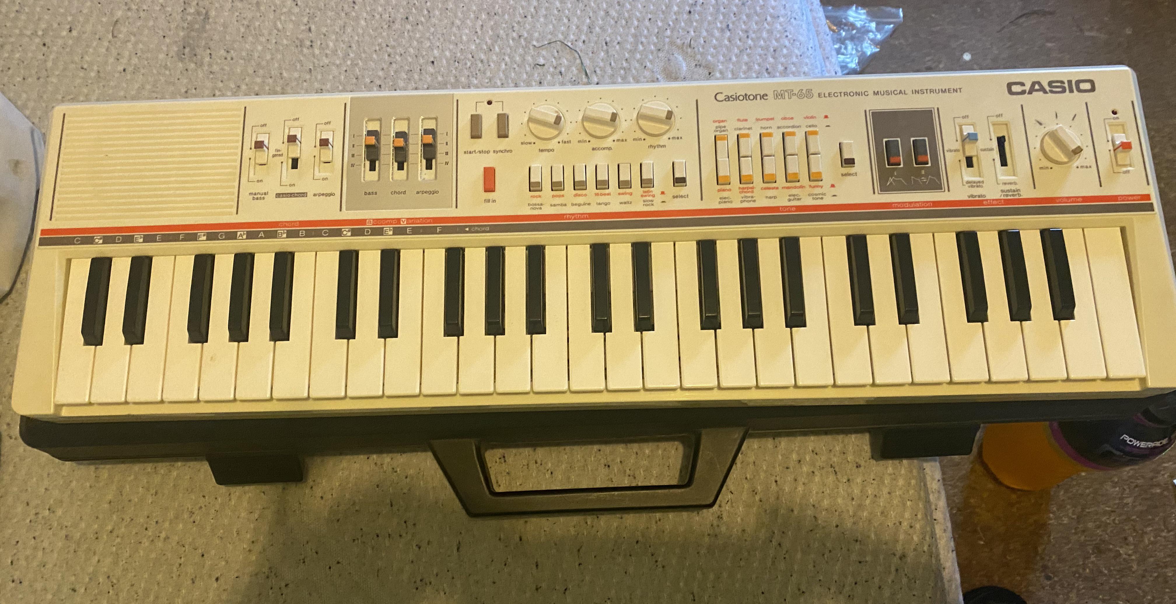 壊れたCasiotone MT-65の修理 : r/synthesizers