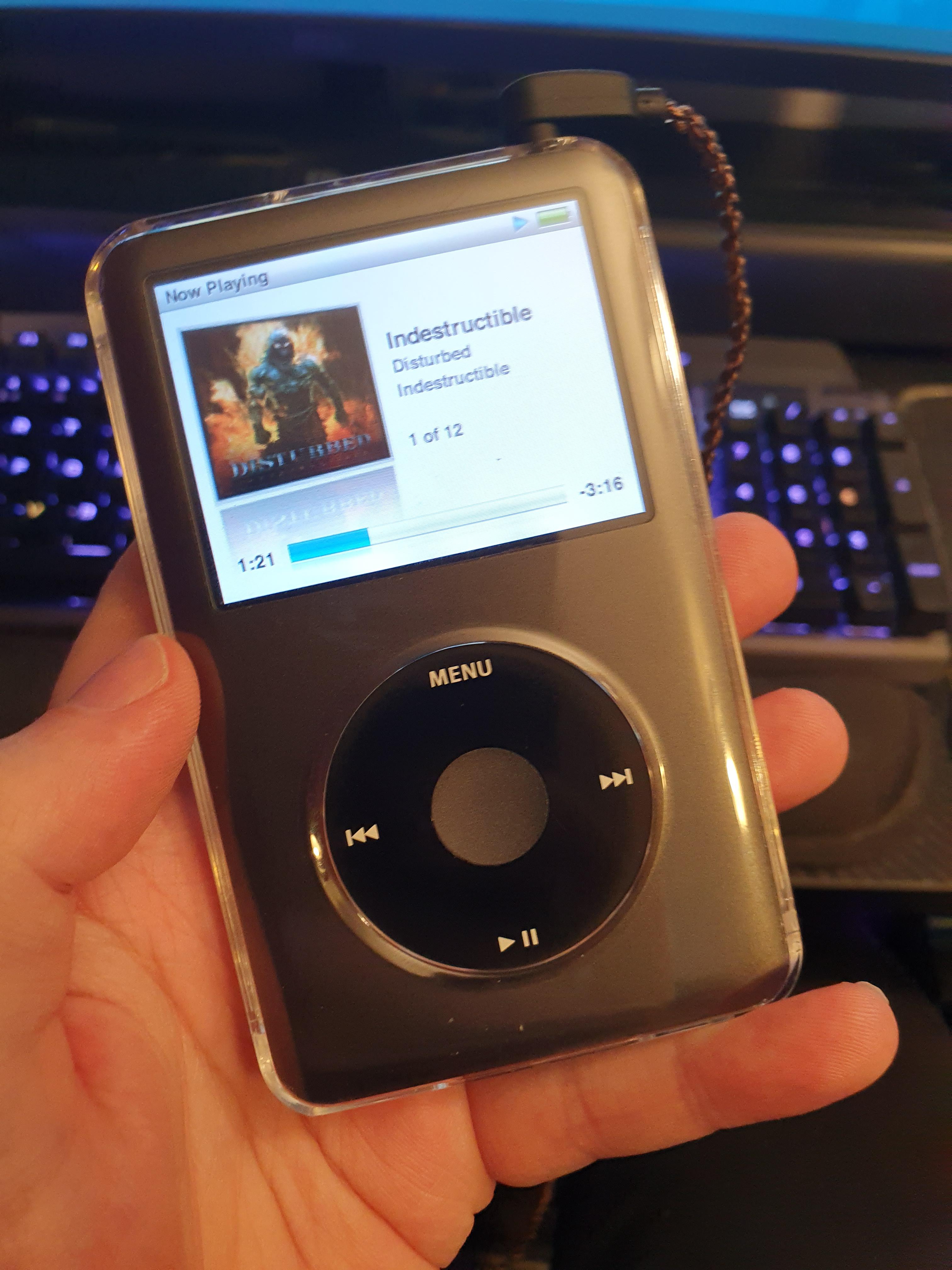 512GB of memory on an iFlash solo and 3000 mA battery. For my