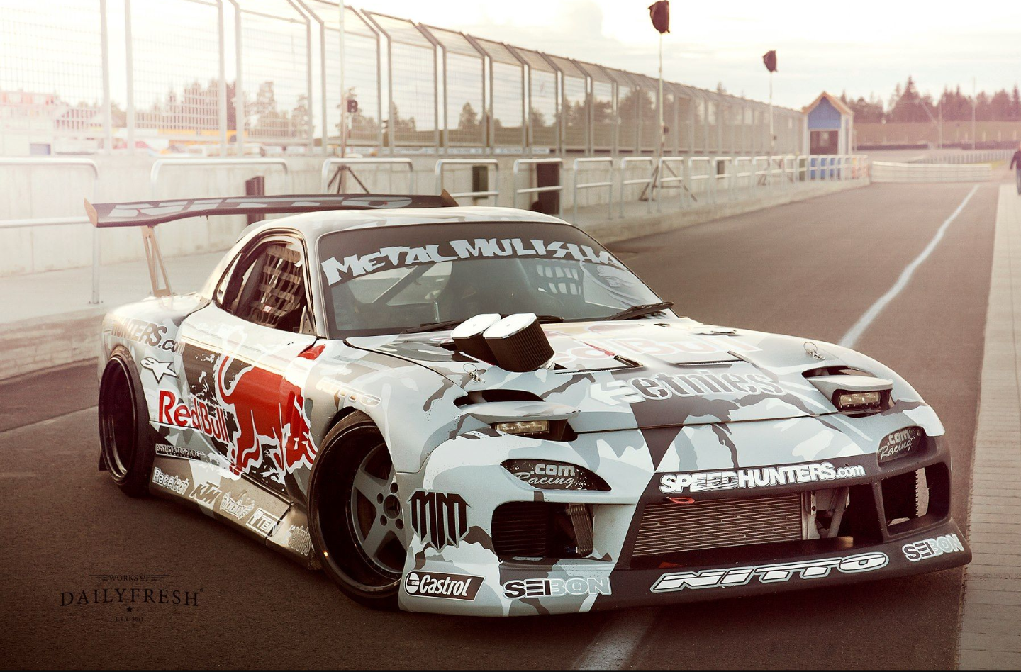 マッドマイクのMazda rx7 : r/carporn