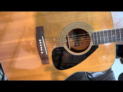 落語de FG「男は黙って黒ラベル」ヤマハFG-250J - YouTube