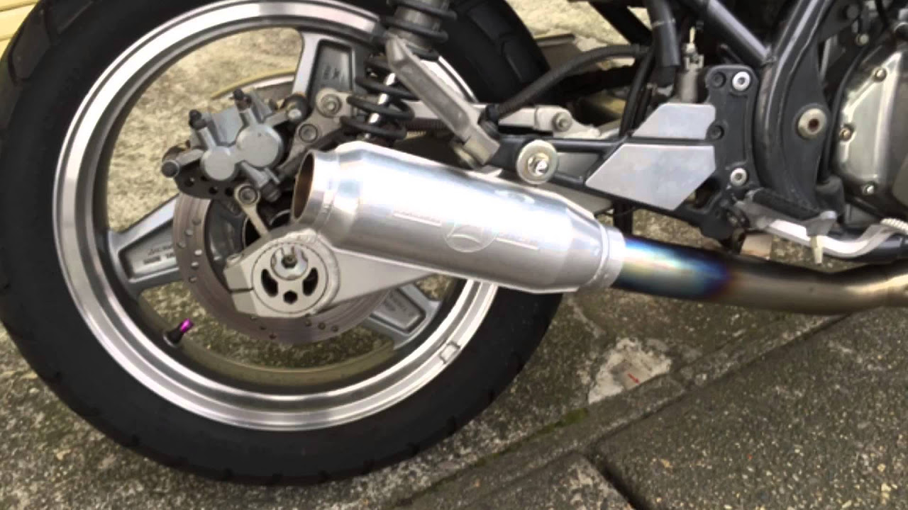ゼファー750 モリワキモナカ モンスター チタン 排気音 - YouTube
