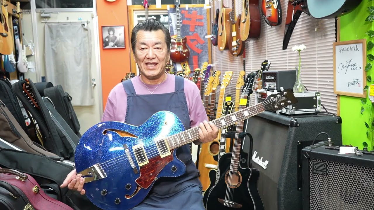 Italia Guitars Torino - YouTube